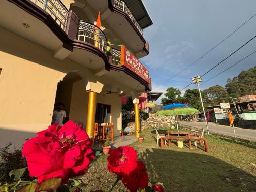 Common seating area at Hotel Mangal Tara